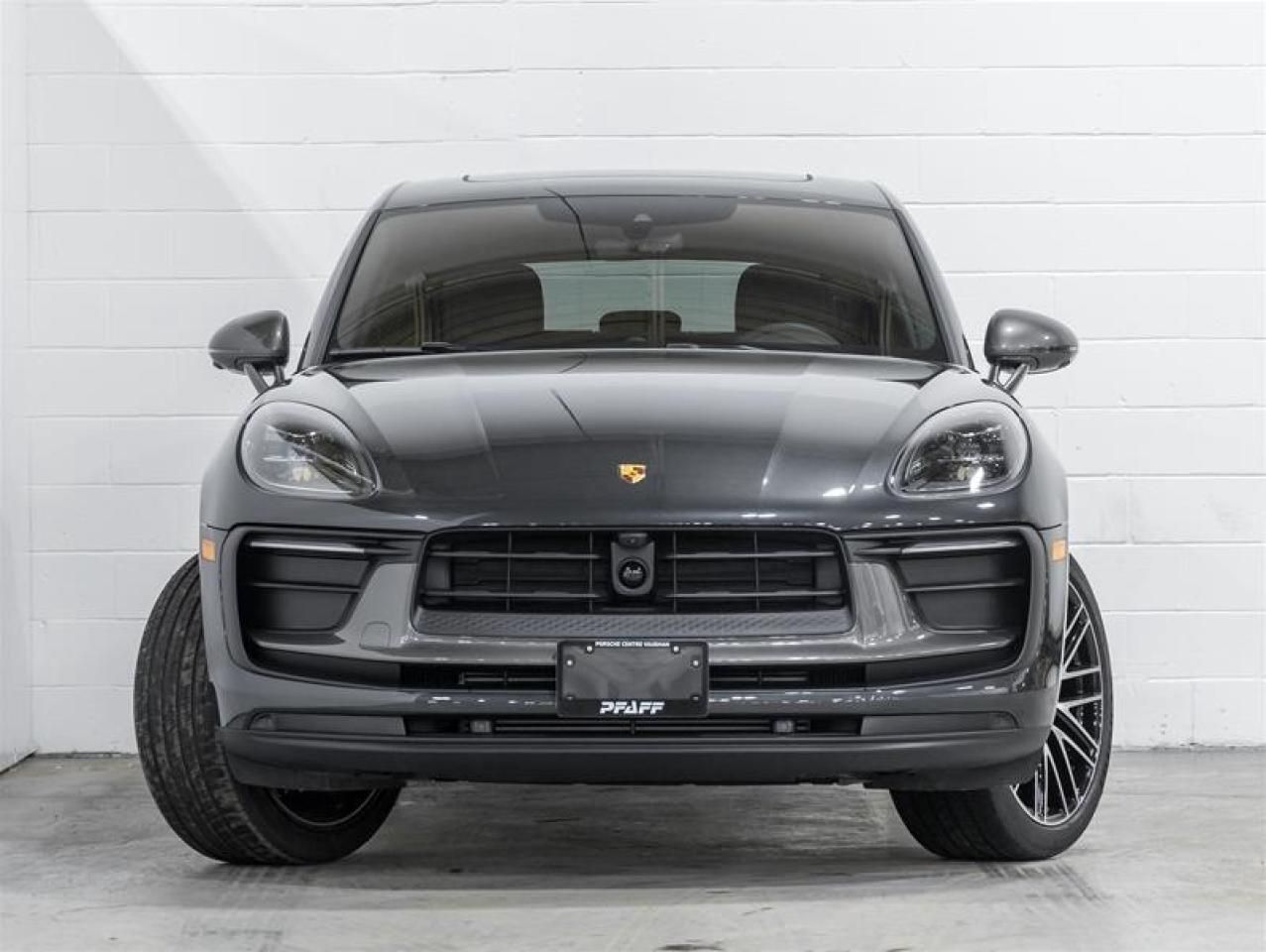 2026 Porsche Macan  Photo