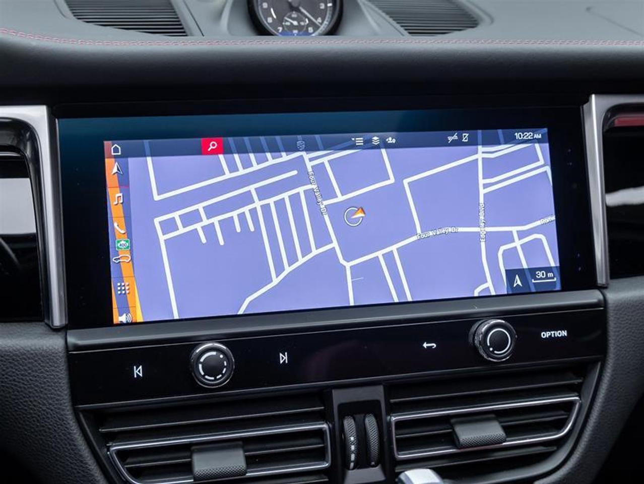 2023 Porsche Macan  Photo