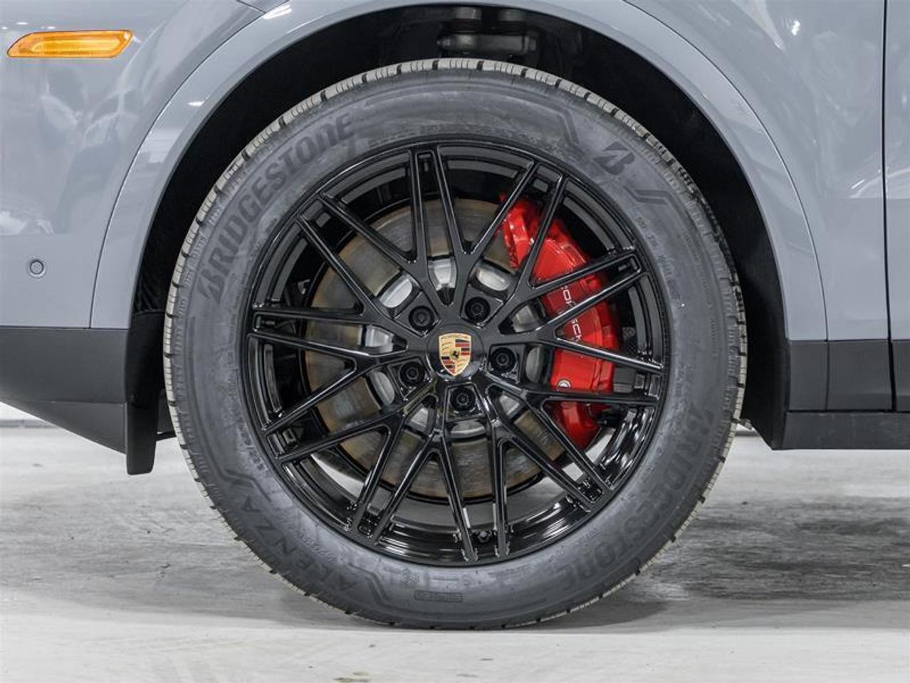 2026 Porsche Cayenne  Photo
