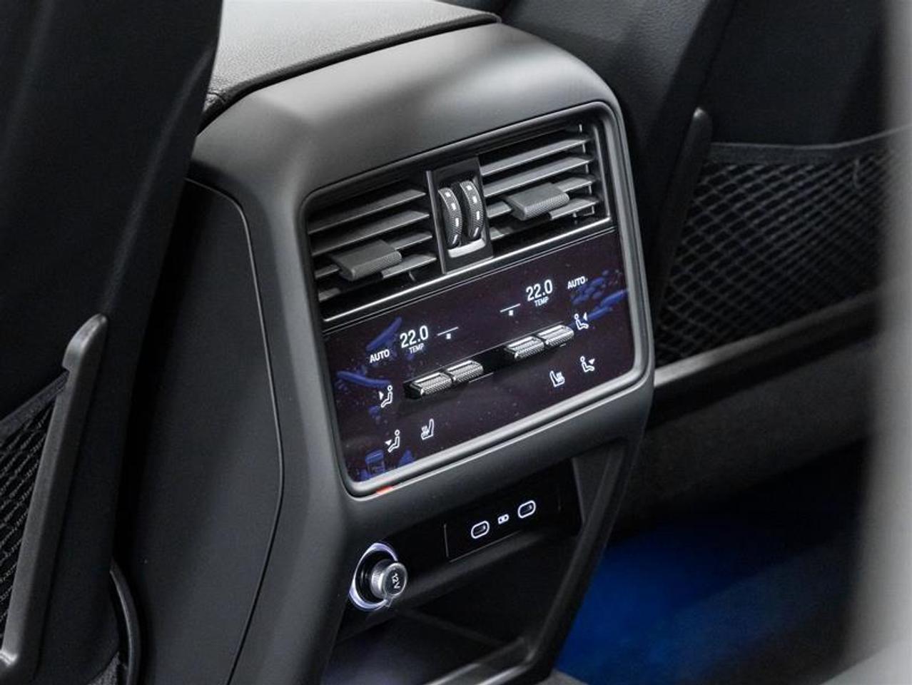 2026 Porsche Cayenne  Photo