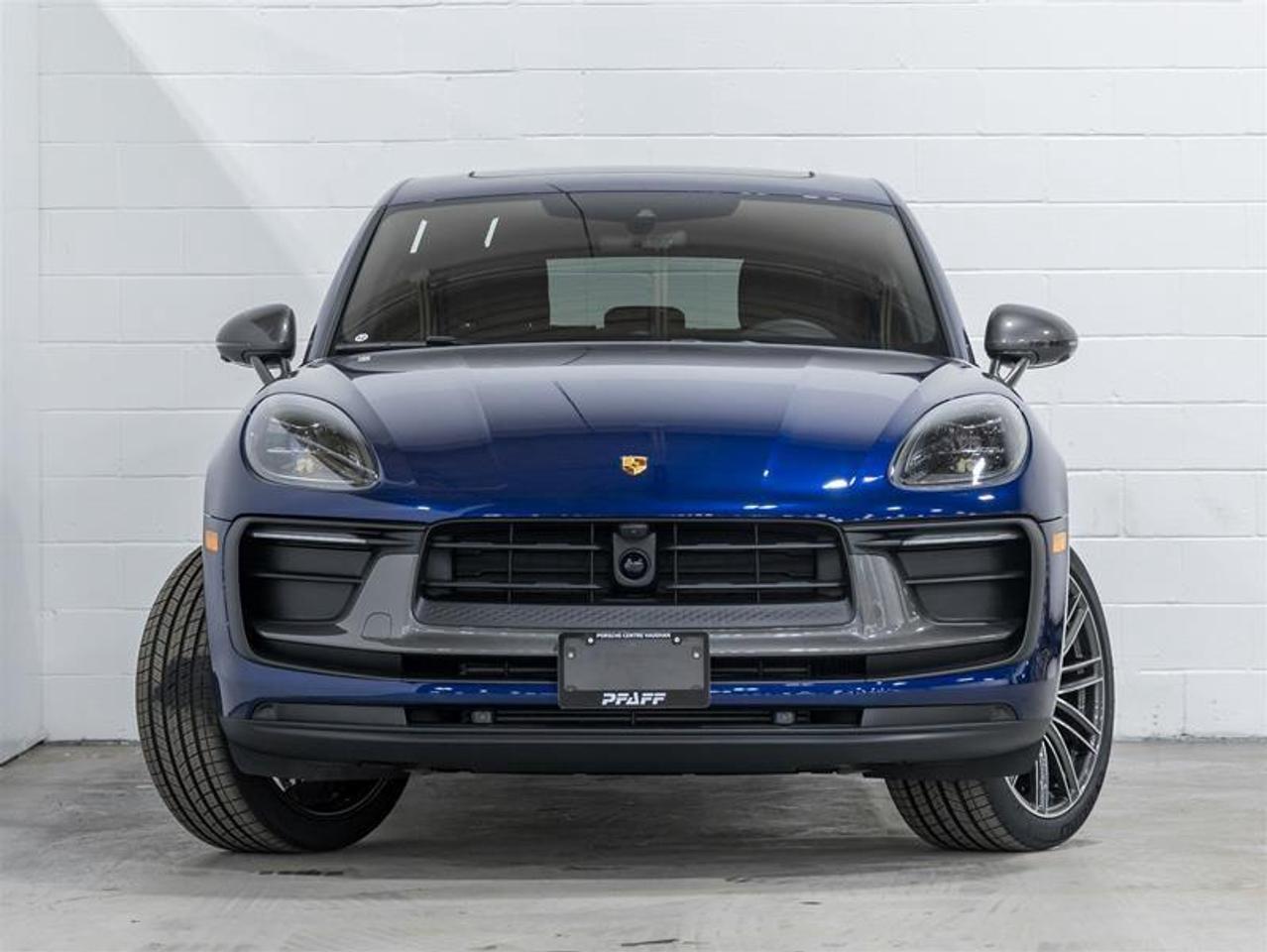 2026 Porsche Macan  Photo