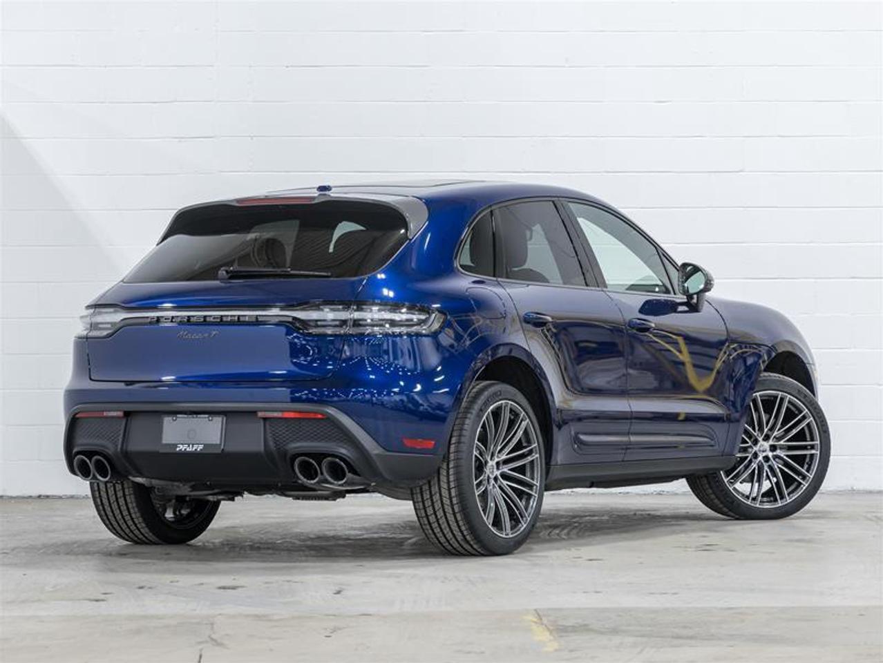 2026 Porsche Macan  Photo
