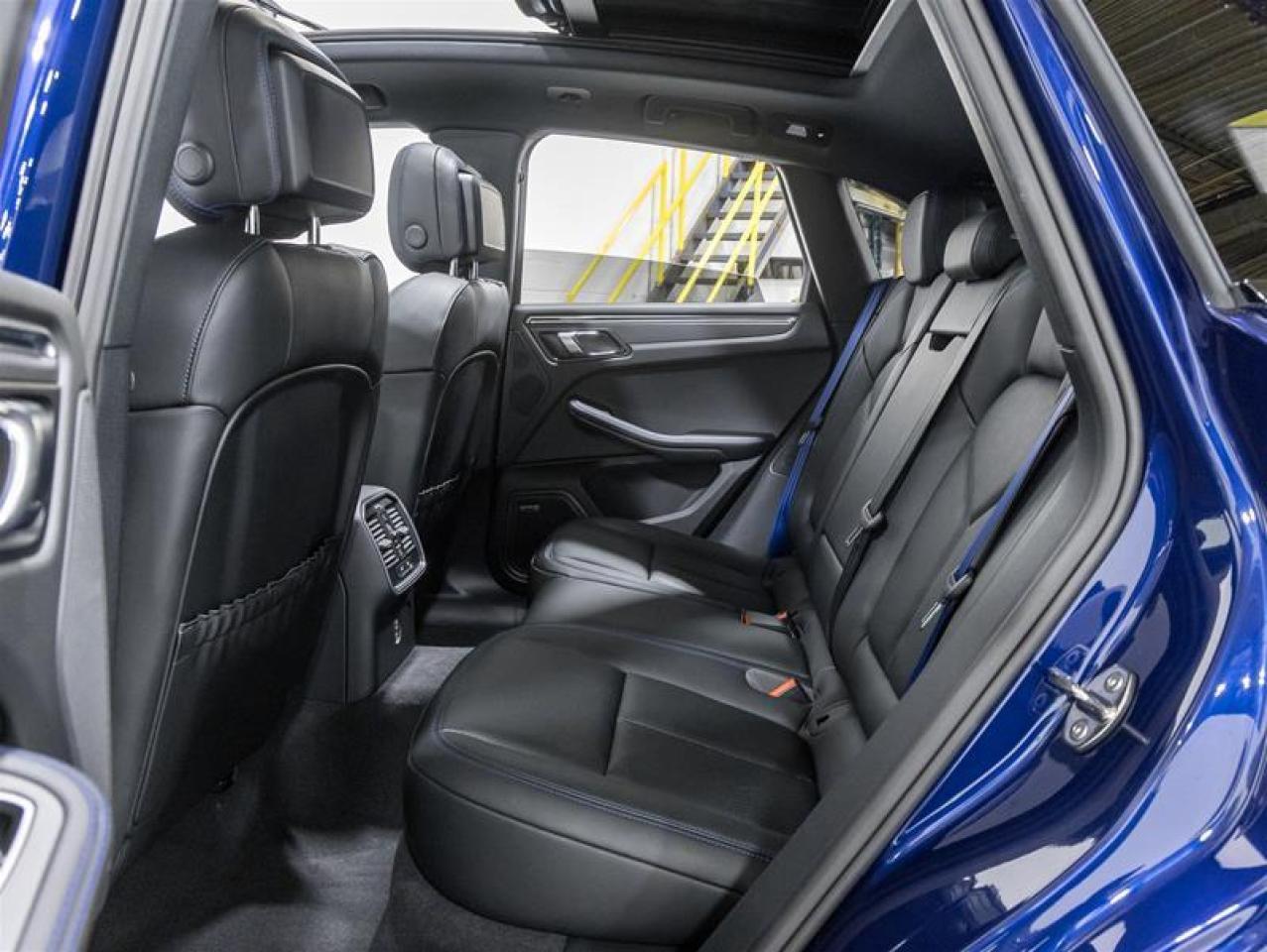 2026 Porsche Macan  Photo