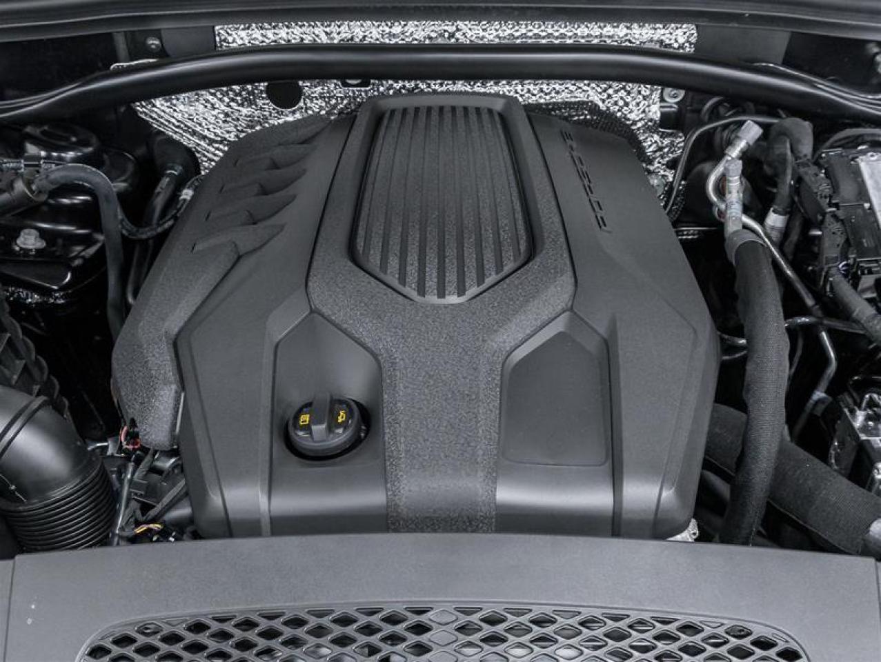 2026 Porsche Macan  Photo