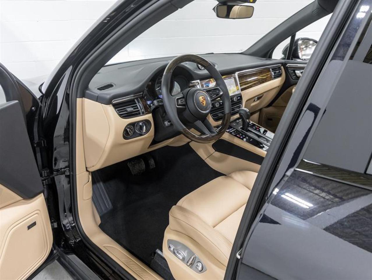 2026 Porsche Macan  Photo