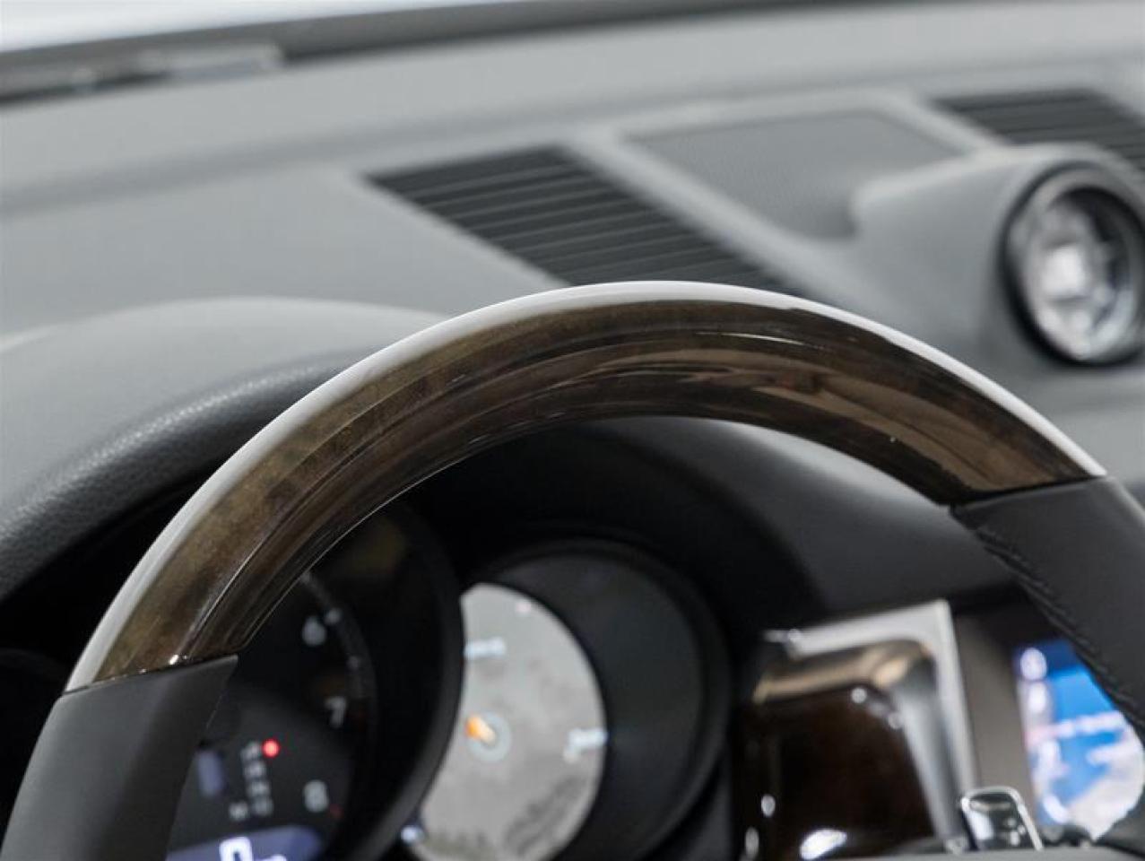 2026 Porsche Macan  Photo