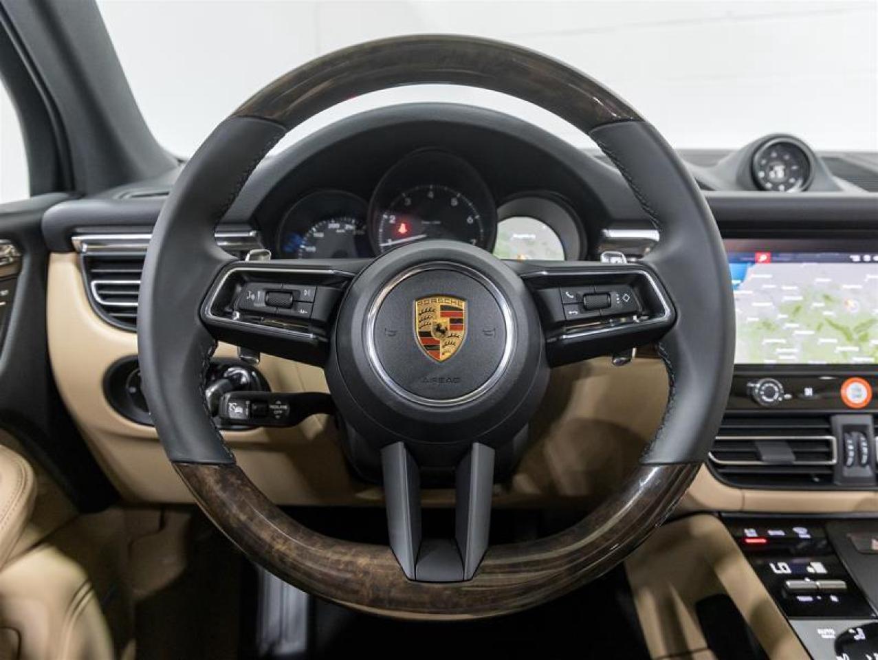 2026 Porsche Macan  Photo