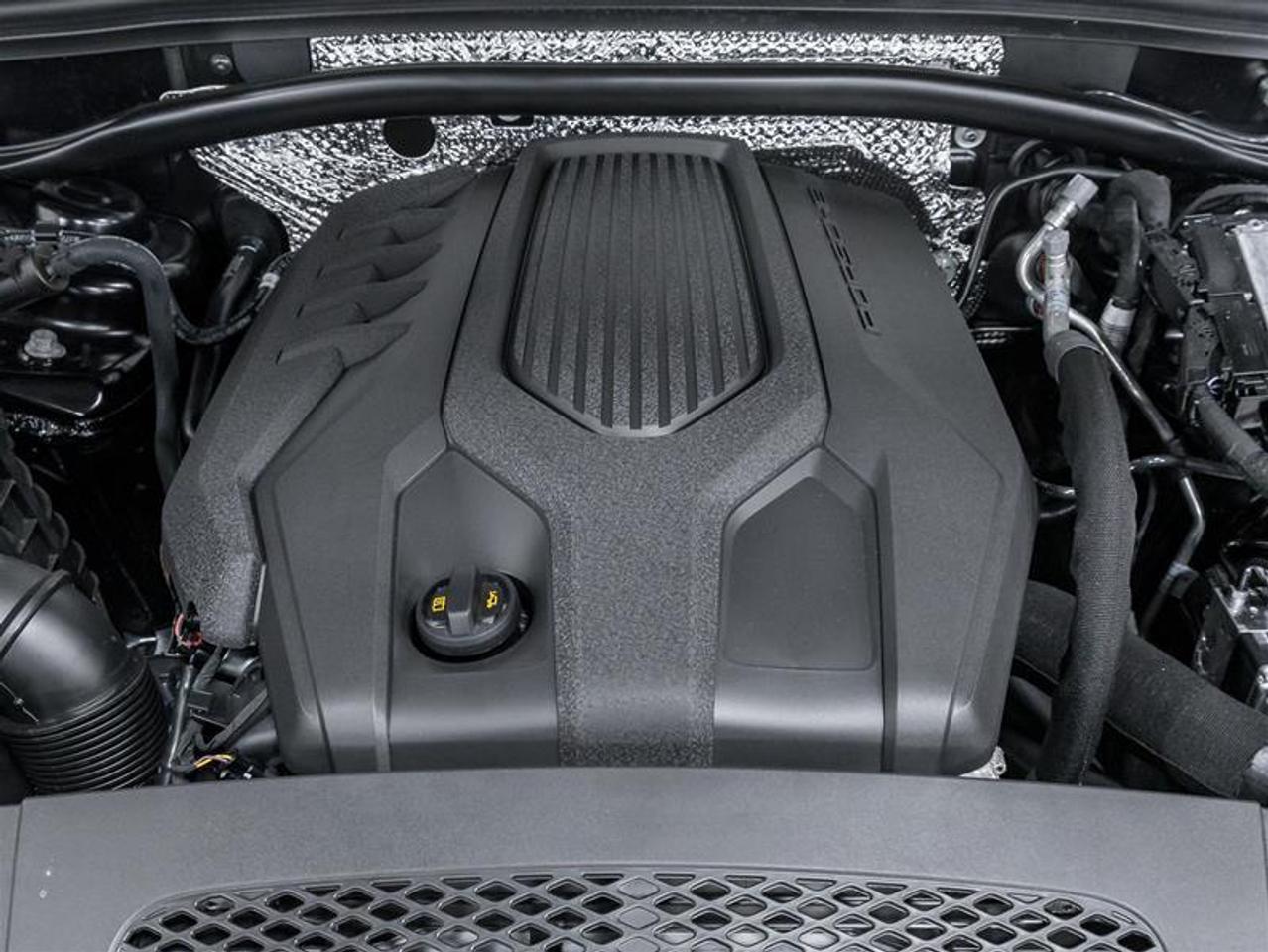 2026 Porsche Macan  Photo