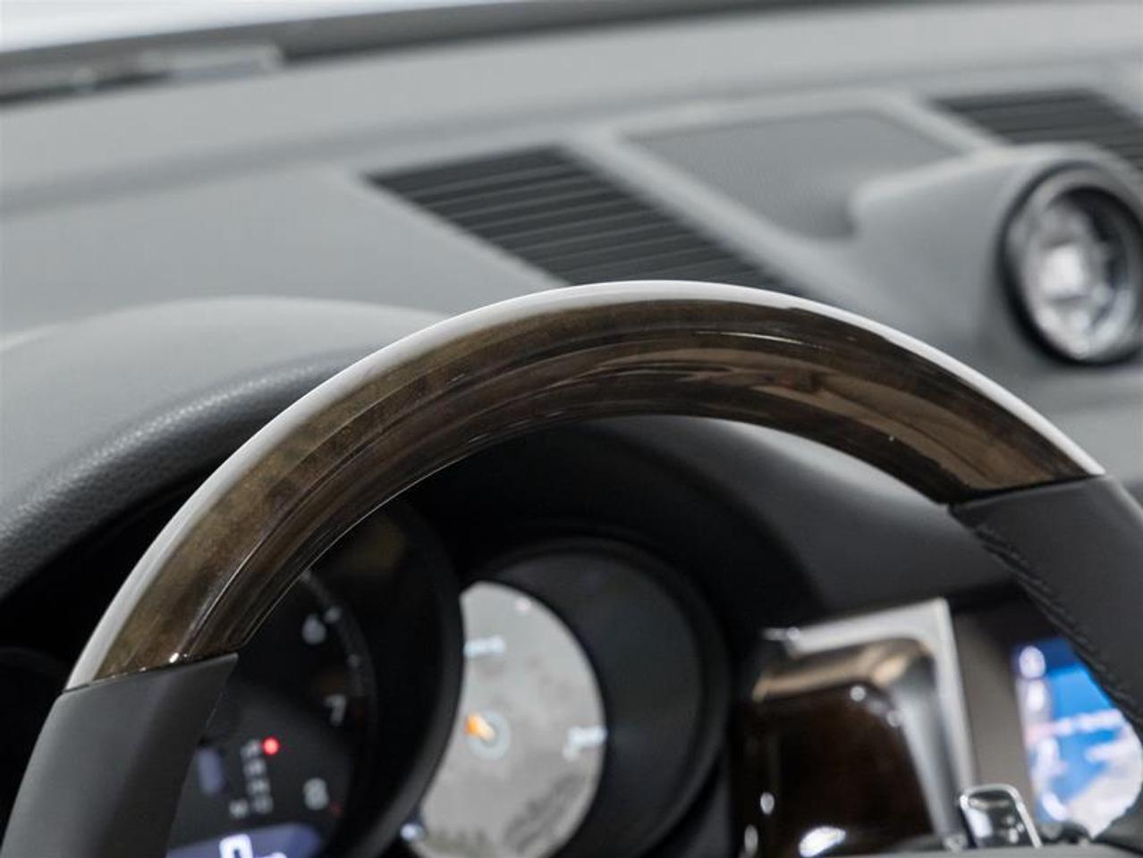2026 Porsche Macan  Photo