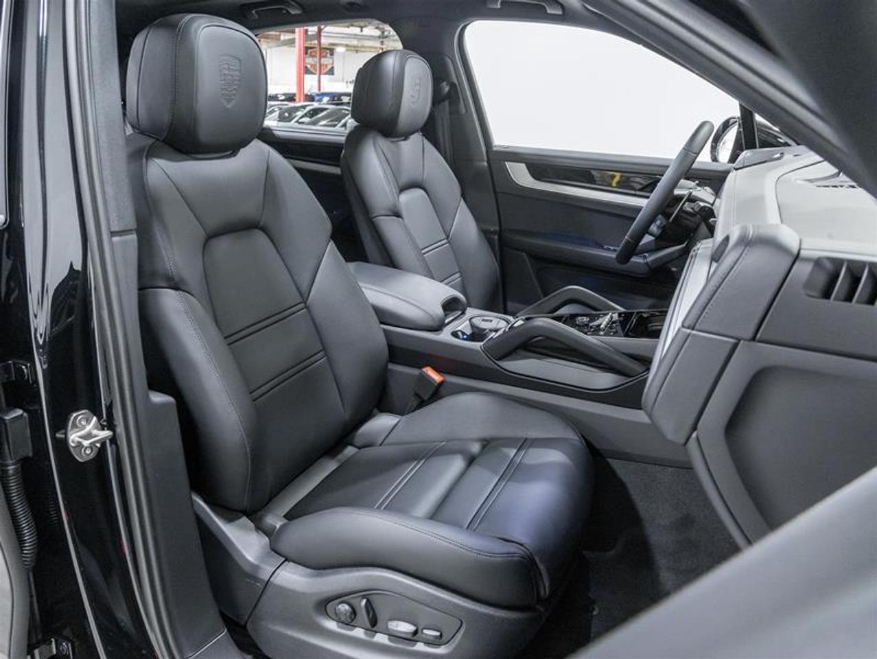 2026 Porsche Cayenne  Photo