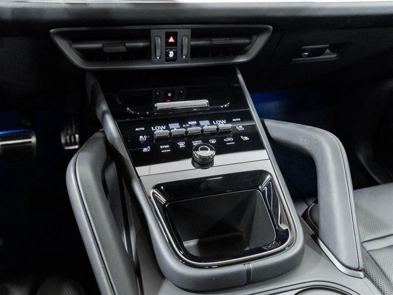 2026 Porsche Cayenne  Photo