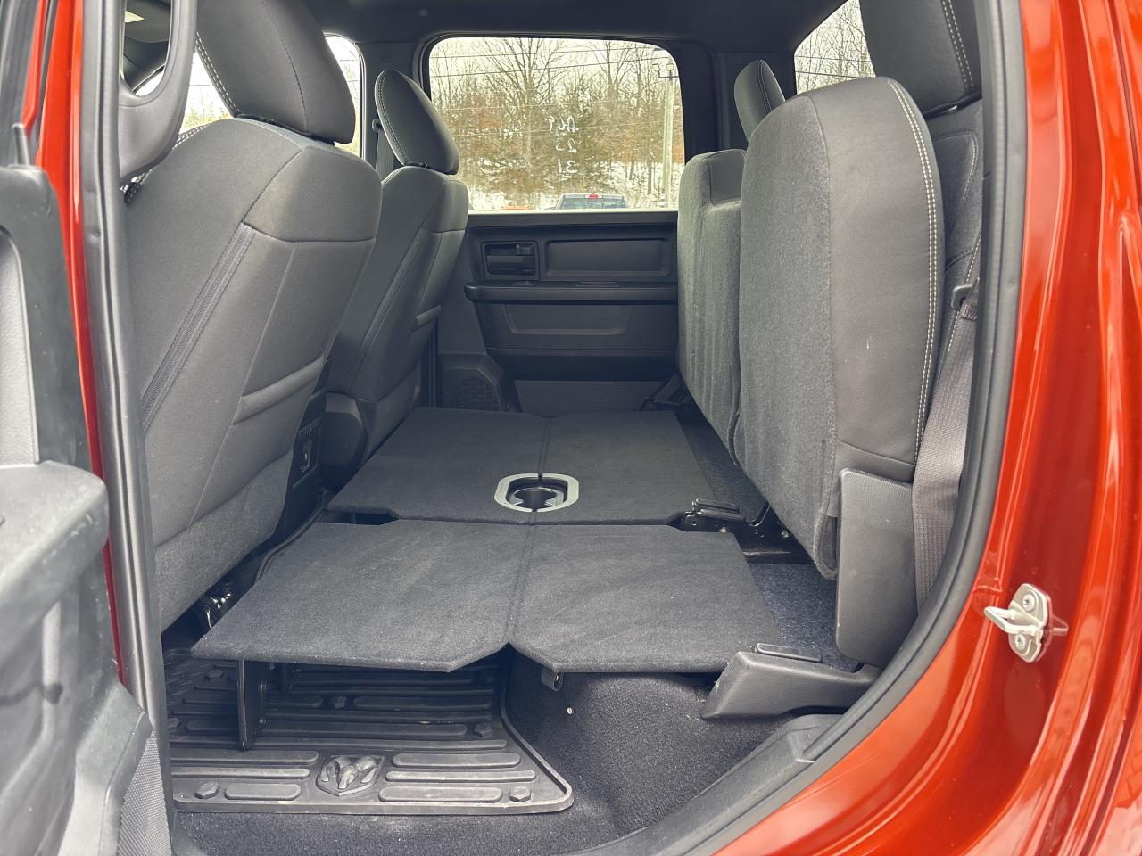 2023 RAM 1500 Classic EXPRESS Photo