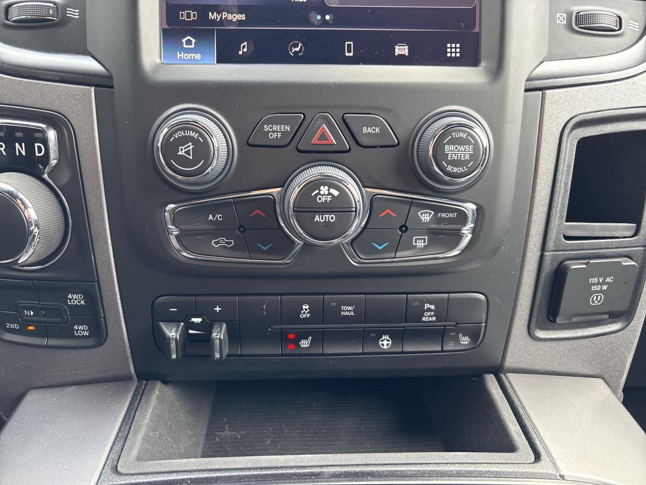 2023 RAM 1500 Classic EXPRESS Photo