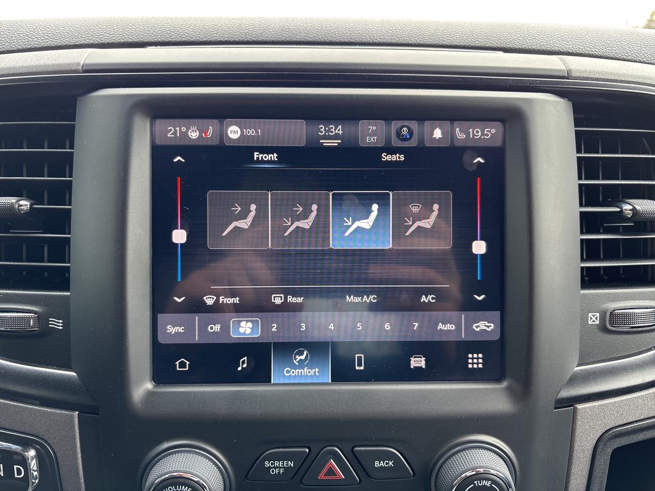 2023 RAM 1500 Classic EXPRESS Photo