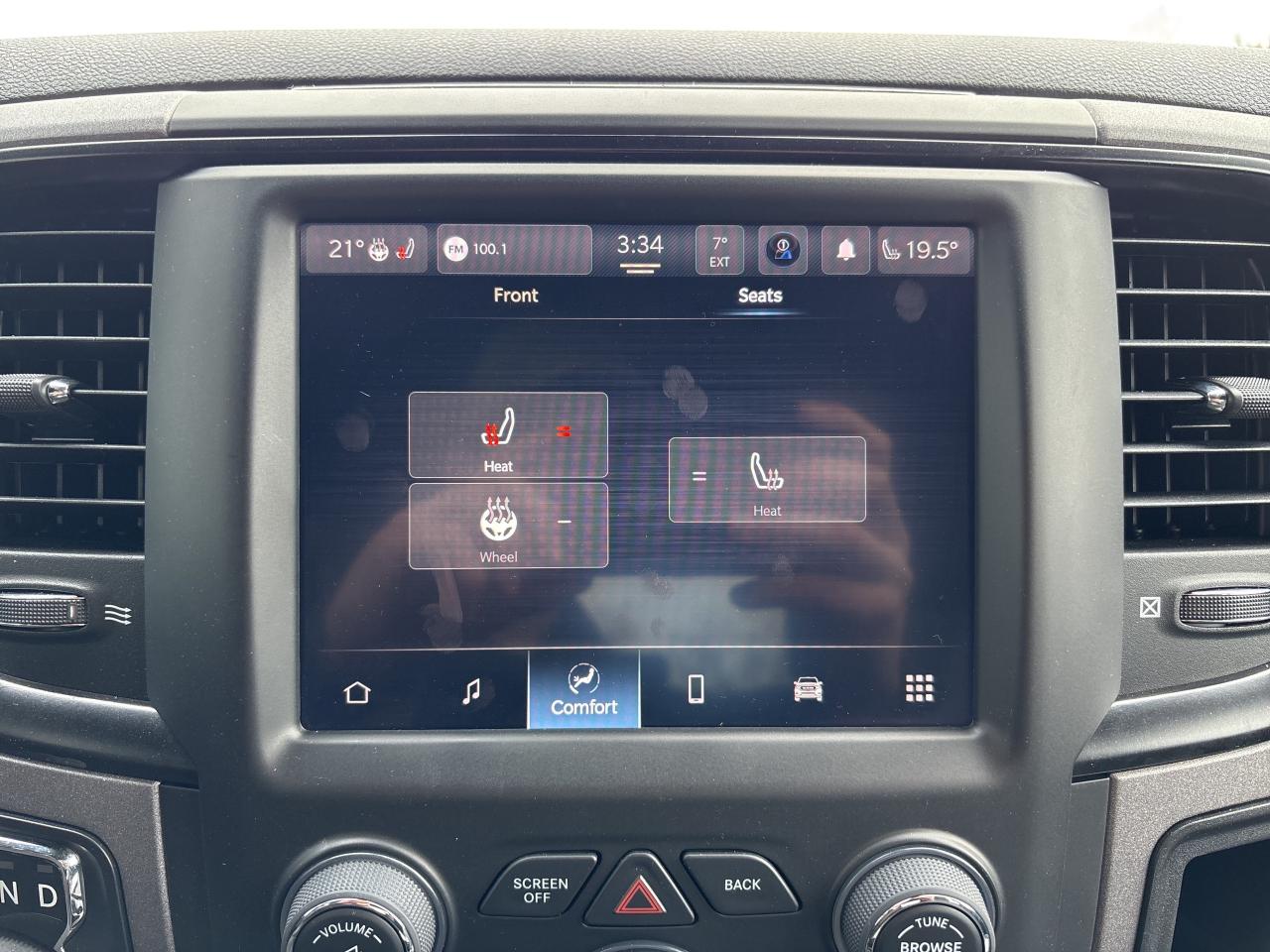 2023 RAM 1500 Classic EXPRESS Photo