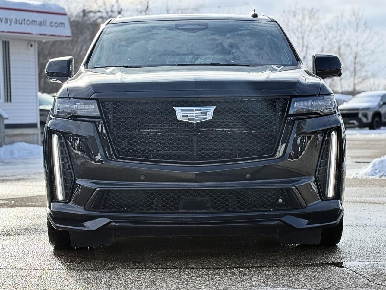 2023 Cadillac Escalade V-Series All-Wheel Drive Photo