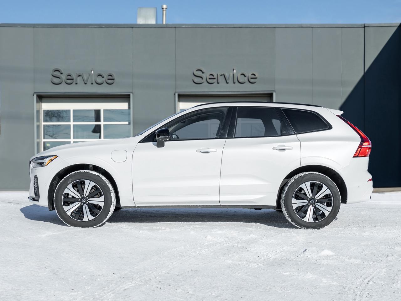 2025 Volvo XC60 Recharge T8 AWD Plus  HYBRID  ELIMINATION RANGE ANXIETY Photo