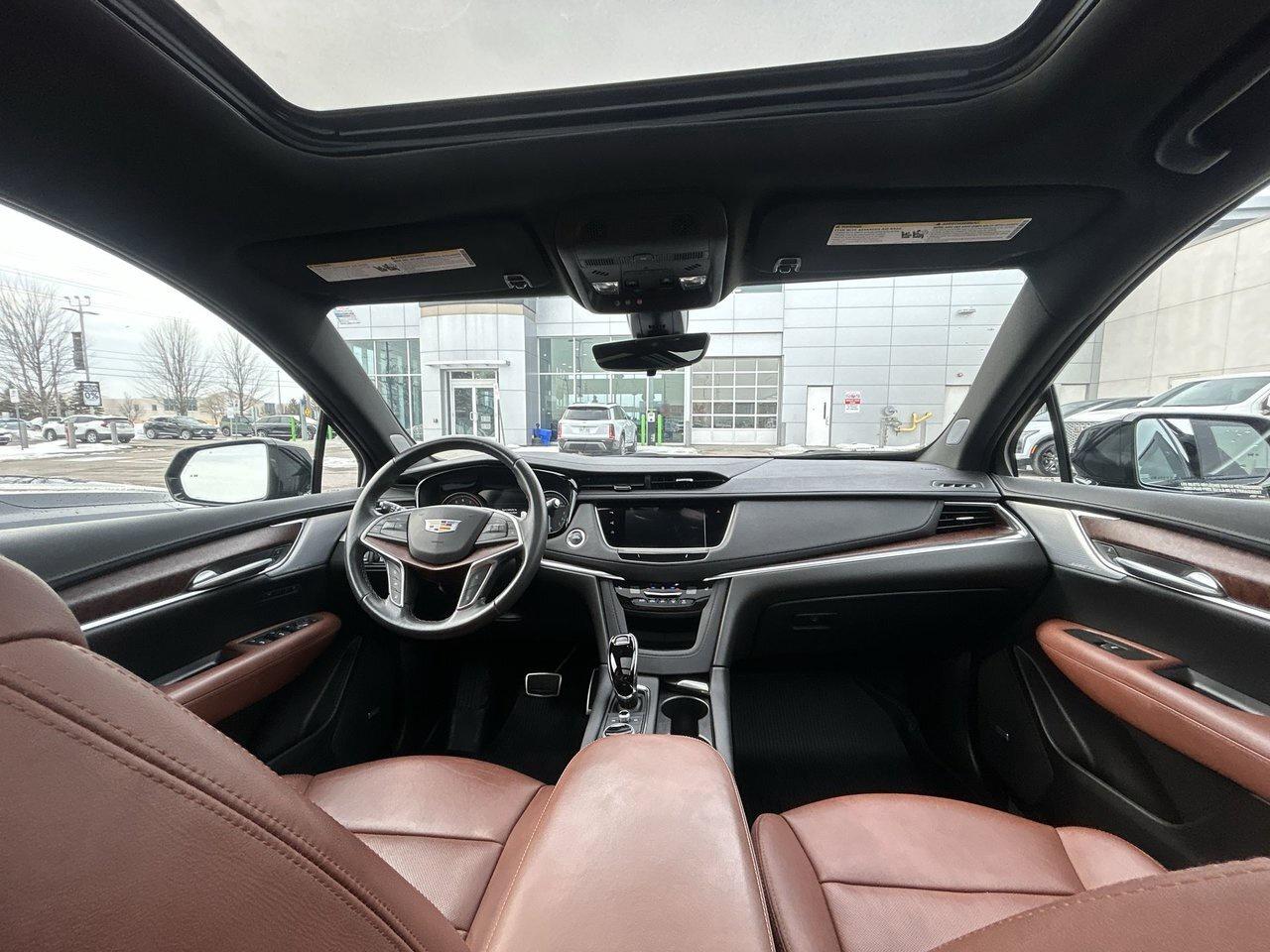 2024 Cadillac XT5 Sport Lane Keeping Assist 3.6L V6 Panoramic Sunroo Photo