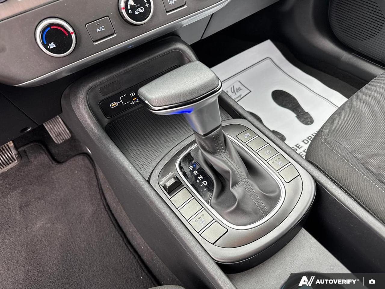 2024 Hyundai KONA 2.0L Essential BACKUP CAM   HEATED SEATS   LANE AS Photo