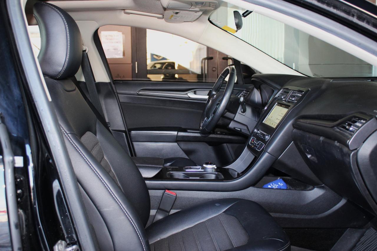 2018 Ford Fusion SE, 1-owner, Certified ready to go Photo