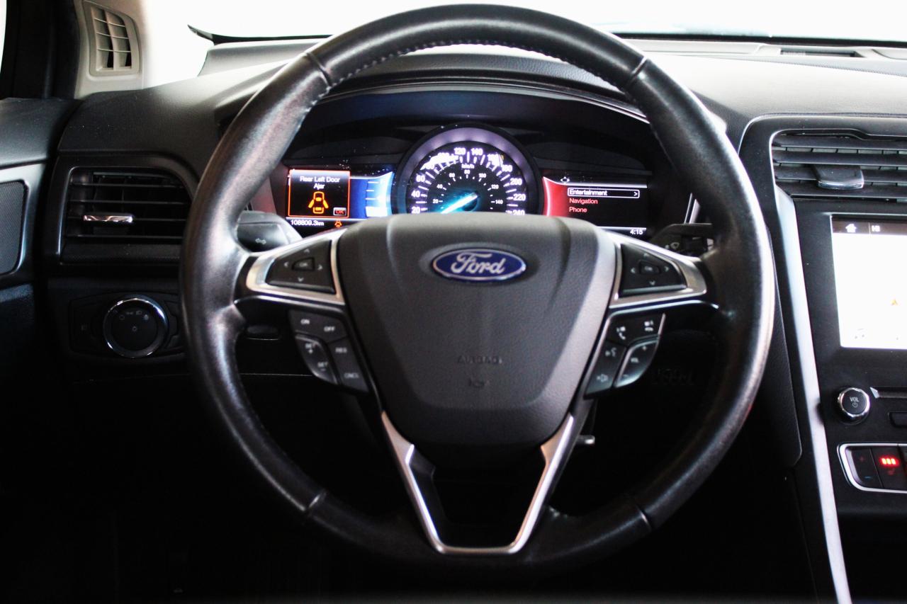 2018 Ford Fusion SE, 1-owner, Certified ready to go Photo