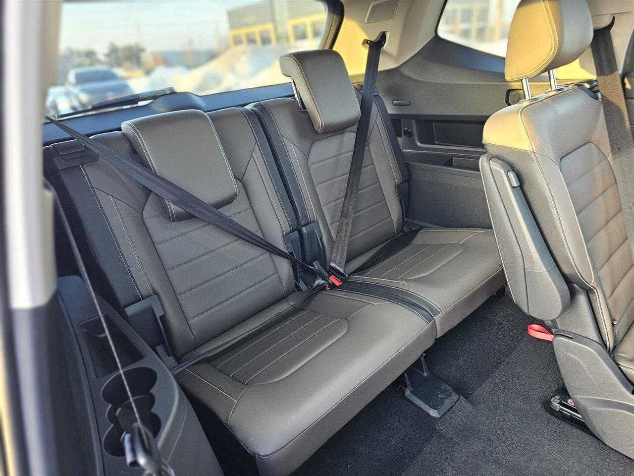 2025 Volkswagen Atlas HIGHLINE Photo