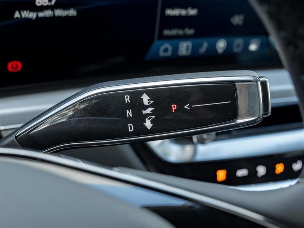2026 Cadillac LYRIQ Luxury 4dr Photo