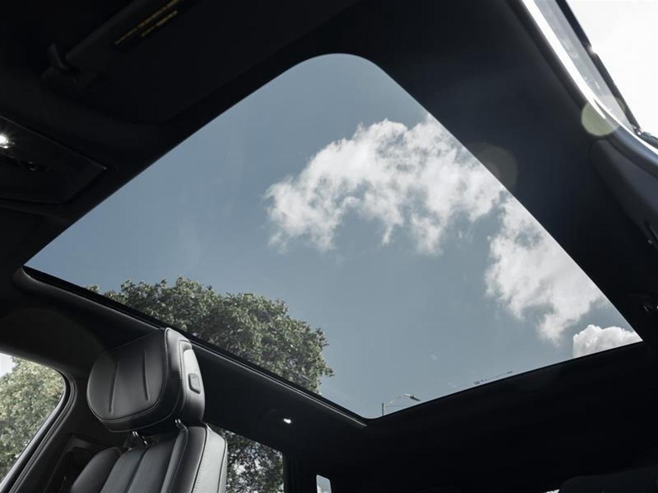 2026 Cadillac LYRIQ Luxury 4dr Photo