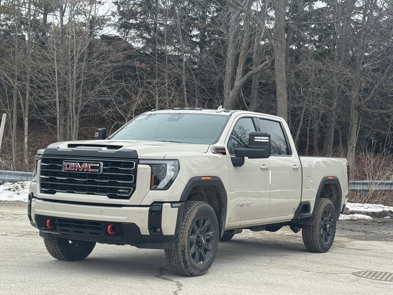 2026 GMC SIERRA 2500HD AT4 Photo