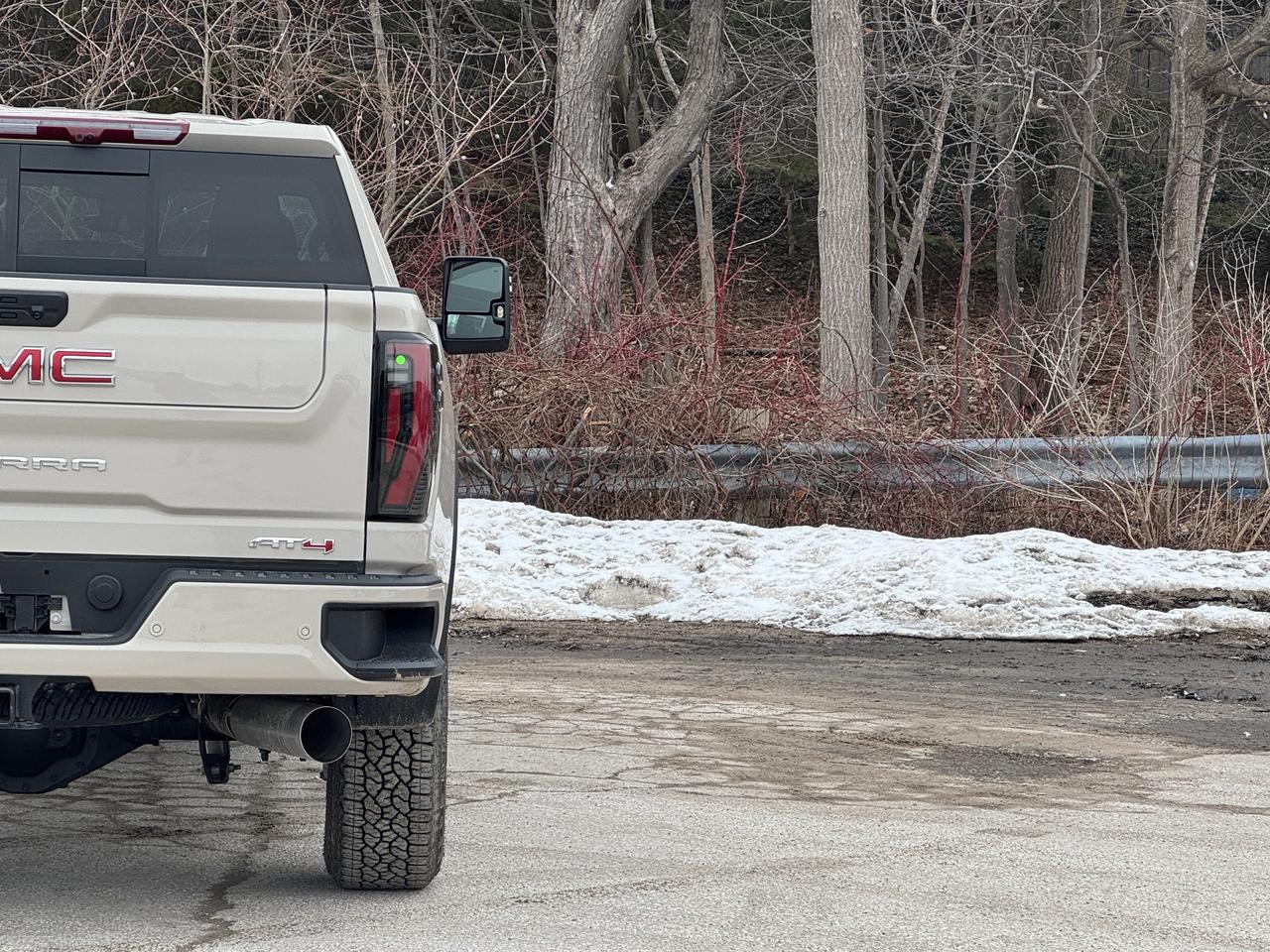 2026 GMC SIERRA 2500HD AT4 Photo