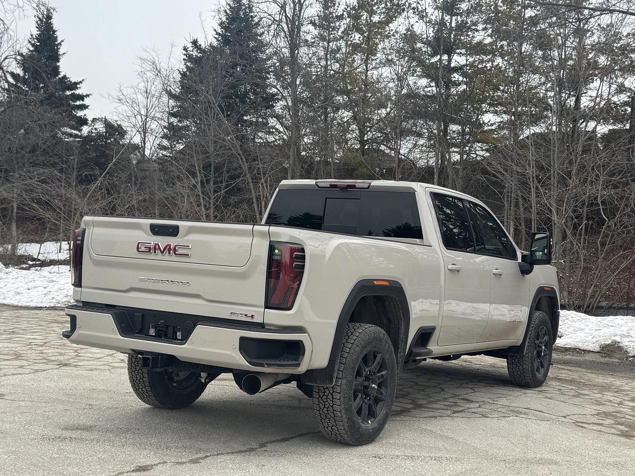 2026 GMC SIERRA 2500HD AT4 Photo