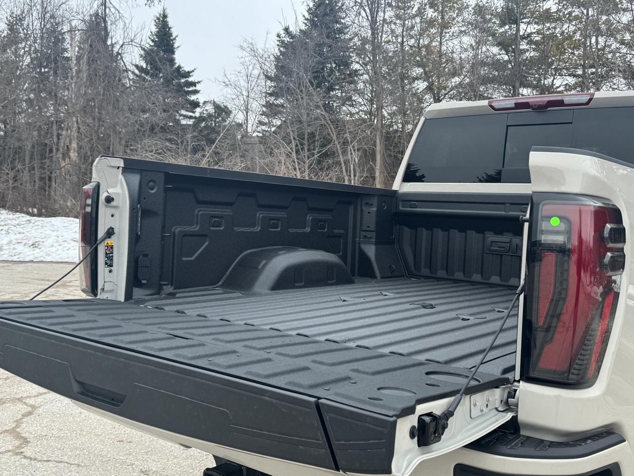 2026 GMC SIERRA 2500HD AT4 Photo