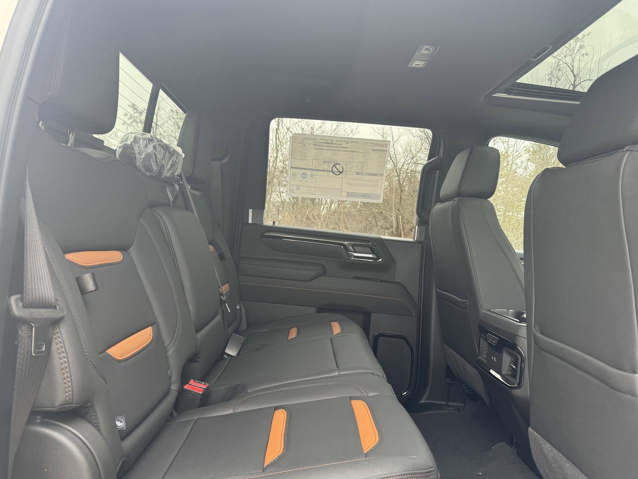 2026 GMC SIERRA 2500HD AT4 Photo