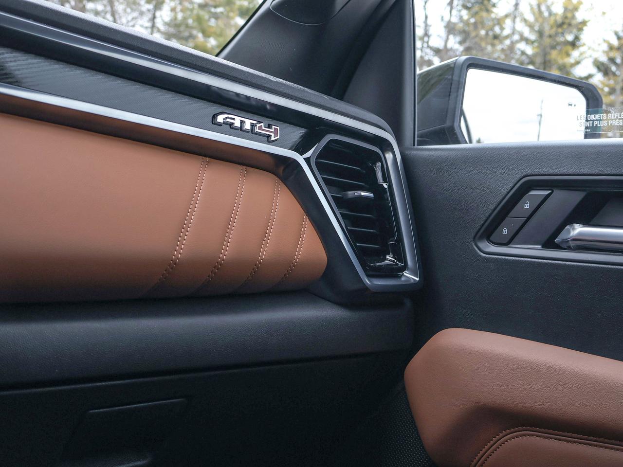2026 GMC Canyon AT4 Photo