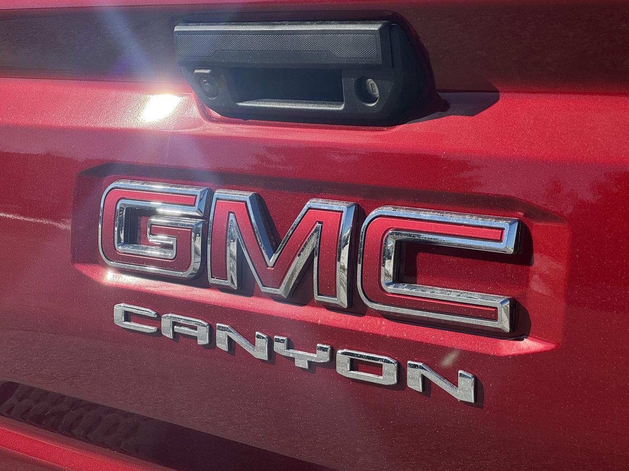 2026 GMC Canyon AT4 Photo