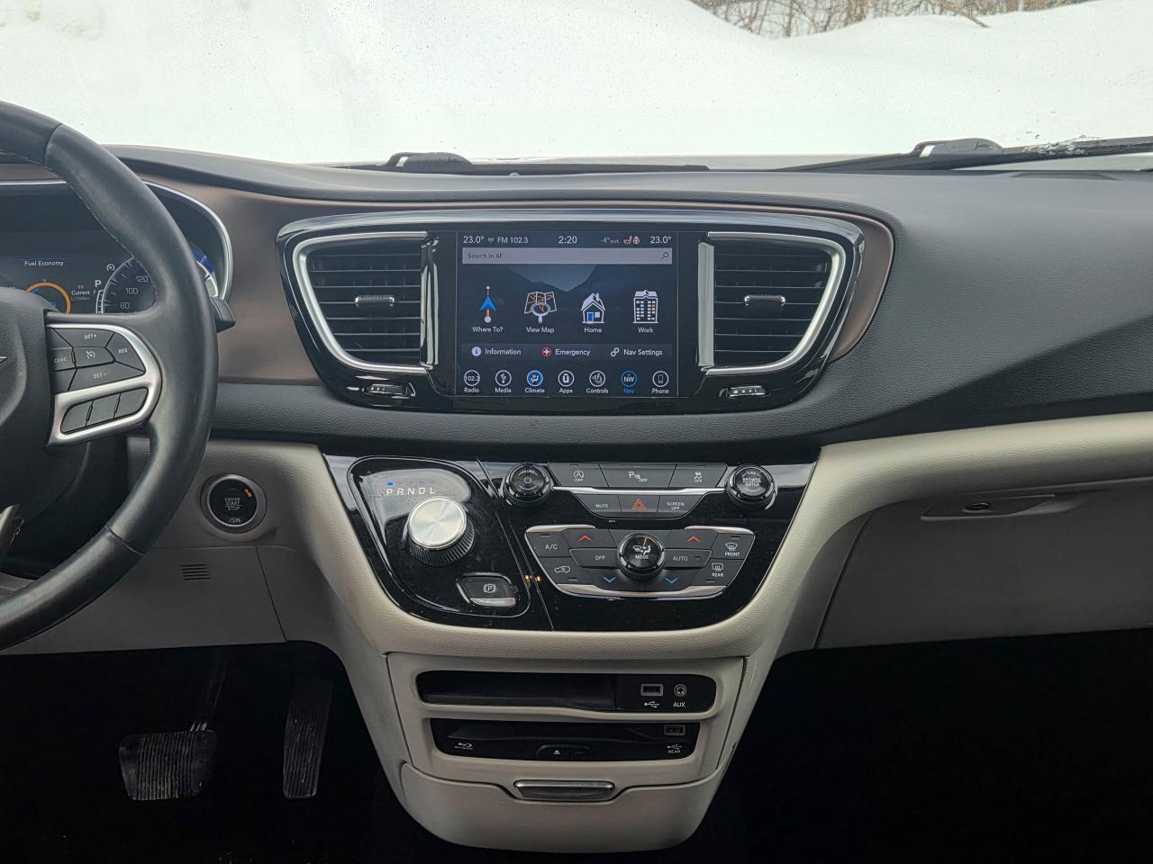 2018 Chrysler Pacifica Touring-L Plus Photo