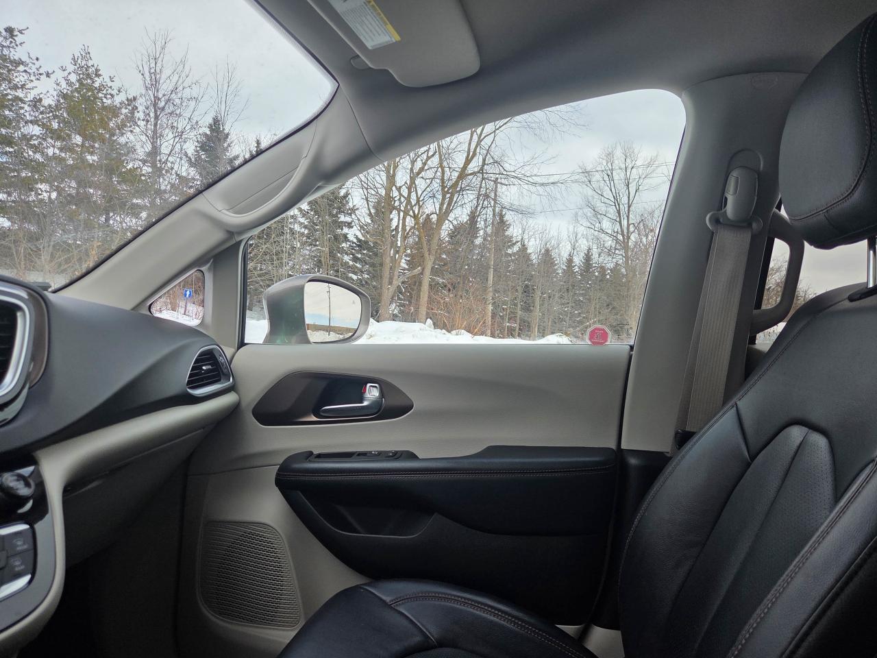 2018 Chrysler Pacifica Touring-L Plus Photo