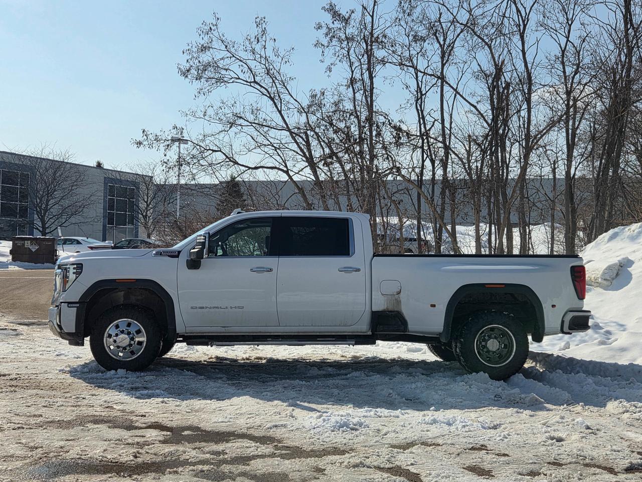 2024 GMC Sierra 3500HD Denali Photo
