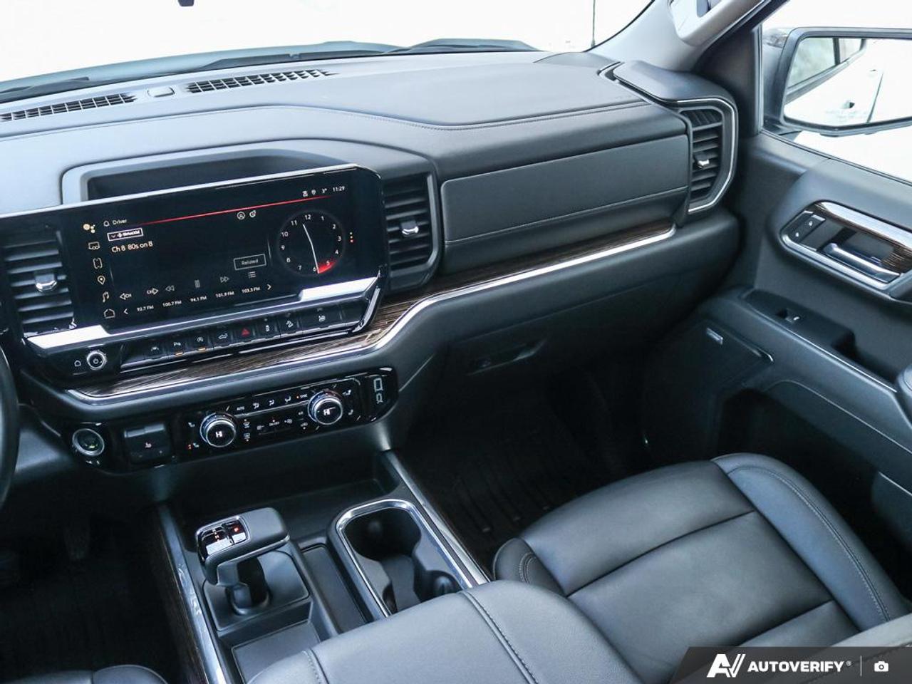 2024 GMC Sierra 1500 ELEVATION Photo