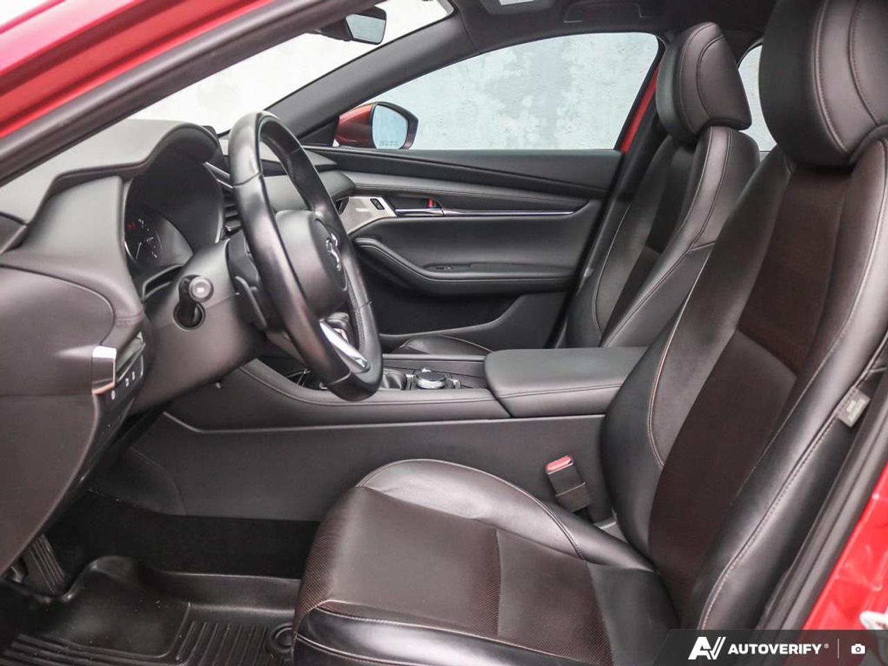 2019 Mazda MAZDA3 SPORT GT Photo