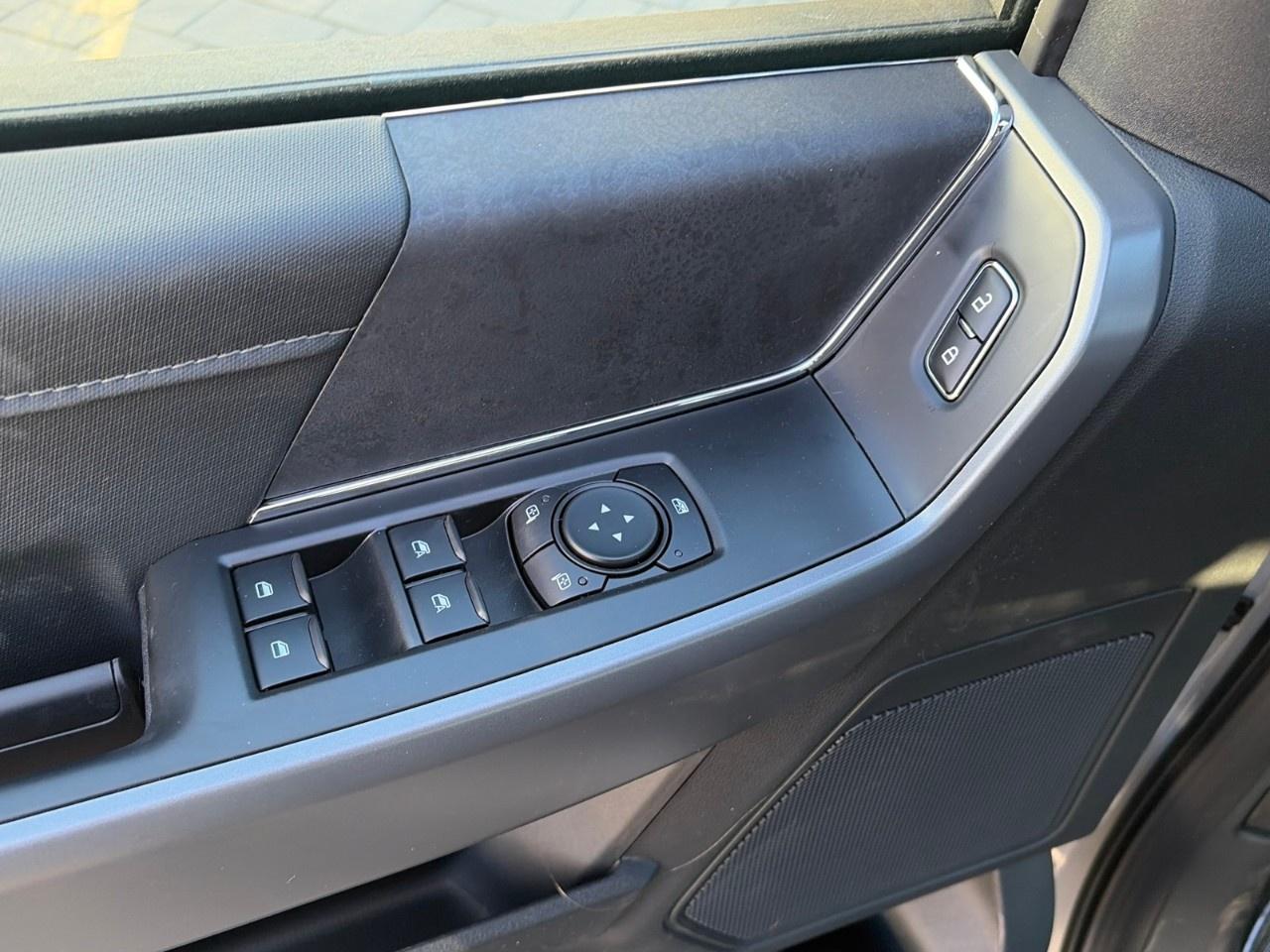 2026 Ford F-150 XLT 4WD SuperCrew 5.5' Box Photo