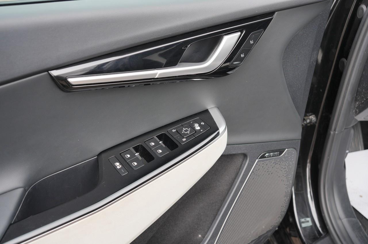 2022 Kia EV6 AWD Long Range w/GT-Line Pkg 2 Photo