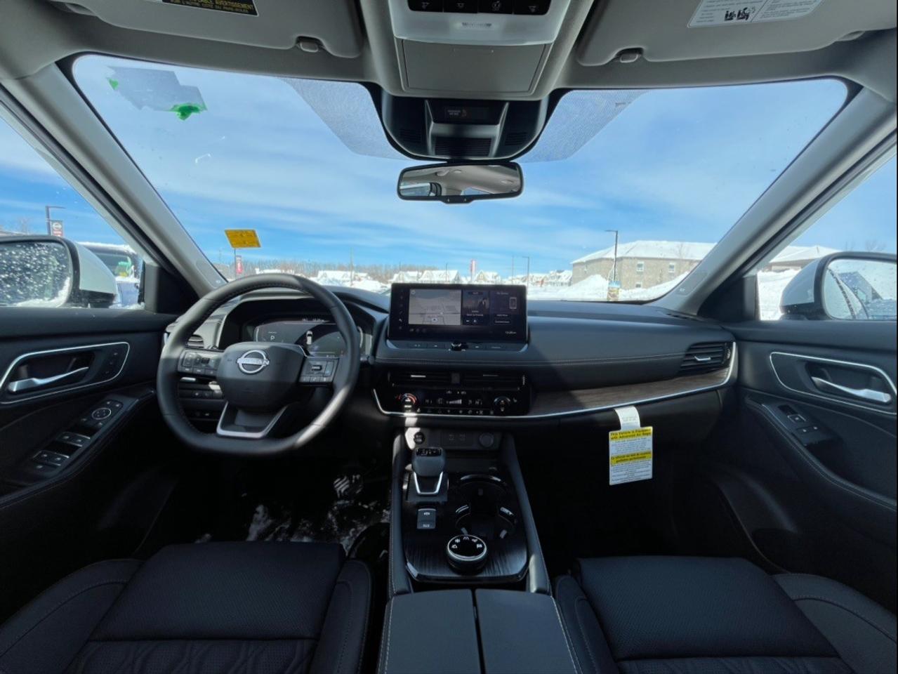 2026 Nissan Rogue AWD Platinum Photo