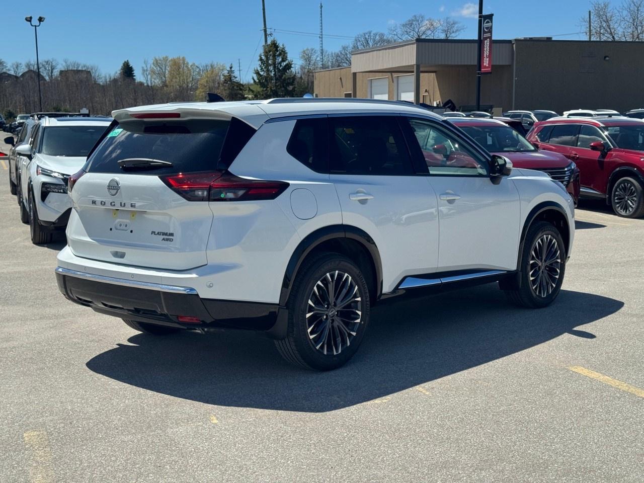 2026 Nissan Rogue AWD Platinum Photo
