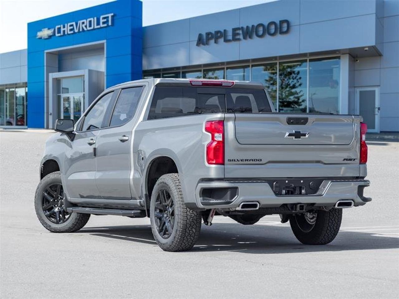 2026 Chevrolet Silverado 1500 Crew Cab Short Box 4-Wheel Drive RST Photo4