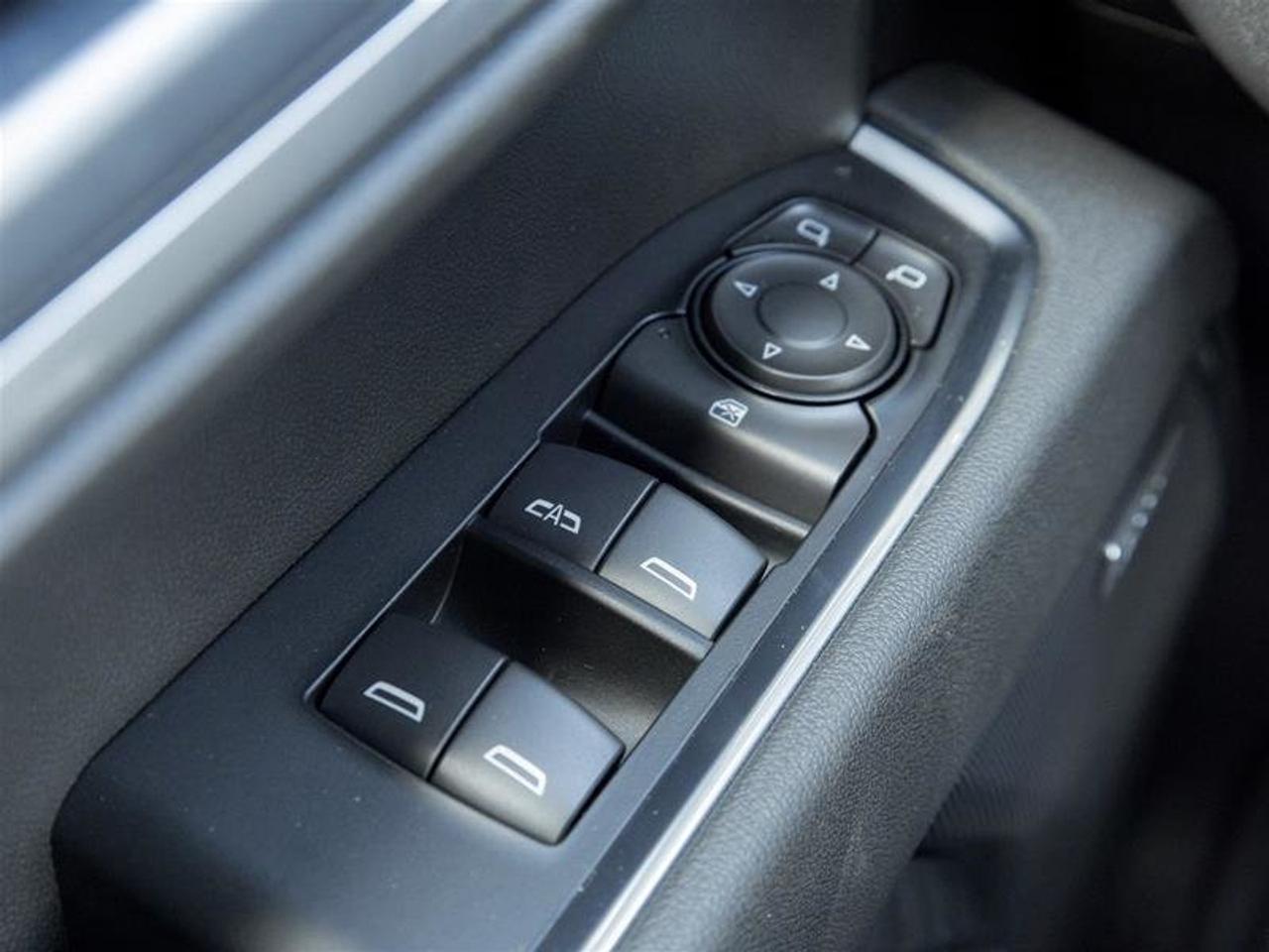 2026 Chevrolet Silverado 1500 Crew Cab Short Box 4-Wheel Drive RST Photo