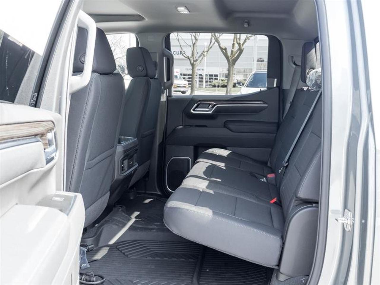 2026 Chevrolet Silverado 1500 Crew Cab Short Box 4-Wheel Drive RST Photo