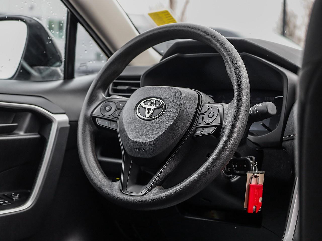 2024 Toyota RAV4 LE Photo