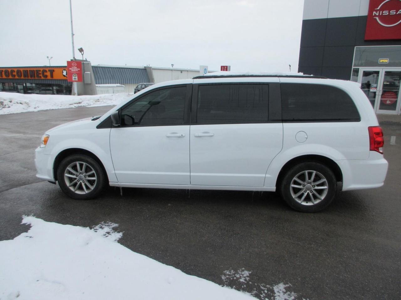 2020 Dodge Grand Caravan SE Photo