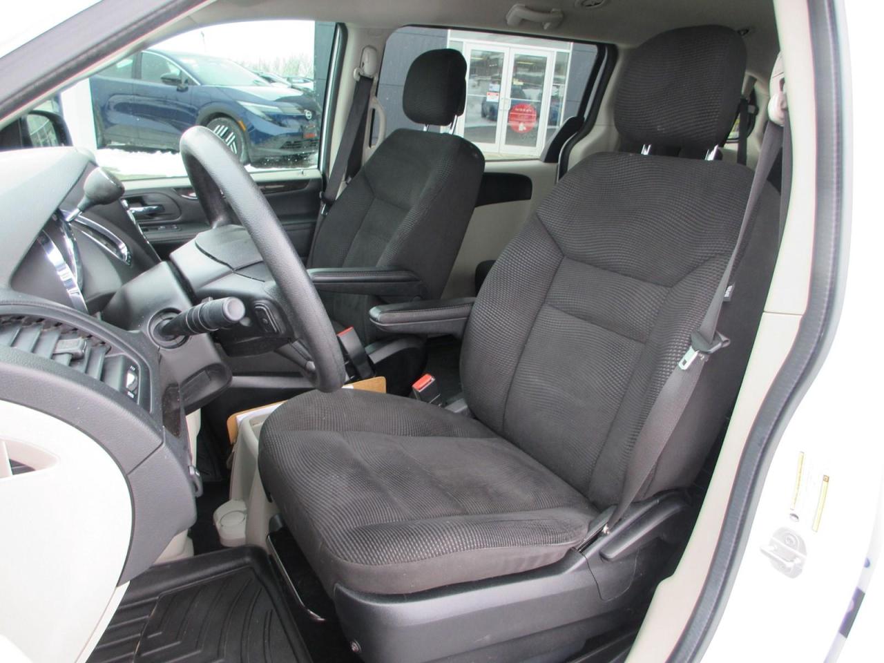 2020 Dodge Grand Caravan SE Photo